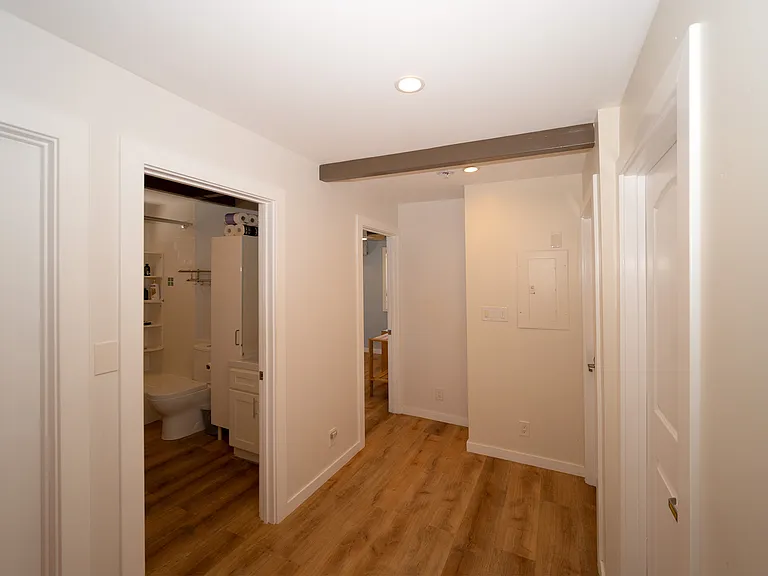 3147 Francis St — Photo 10