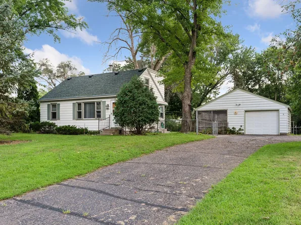 2200 108th Ave NW, Coon Rapids, MN 55433