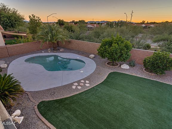 2nd image of 12379 N Echo Valley Dr