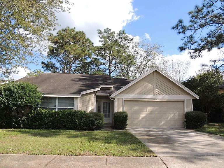 8055 Creedmoor Dr — Photo 1
