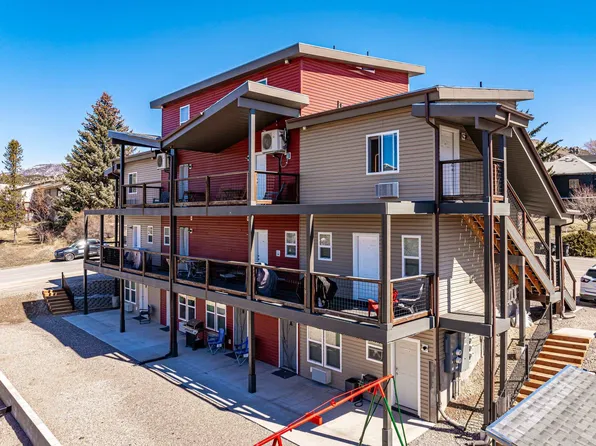 27 S 4th W, Lava Hot Springs, ID 83246