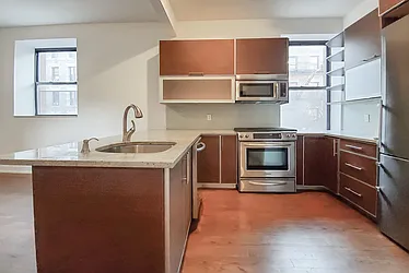 Rented by Warburg