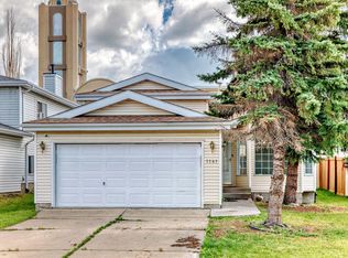 1141 60th St NW, Edmonton, AB T6L6R4