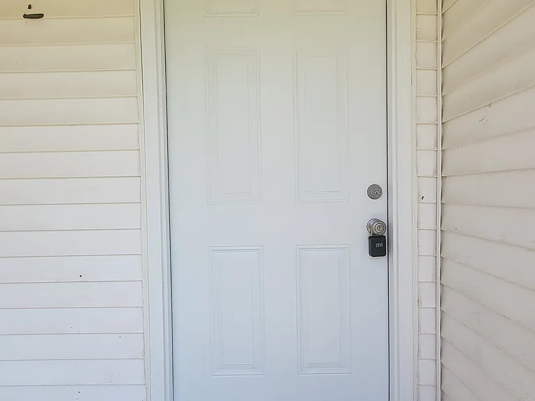 4220 Gailwood Ave — Photo 2