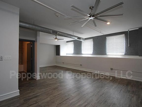 3rd image of 600 Magnolia St APT G5
