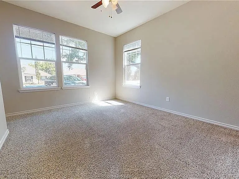 205B Sterling St — Photo 12