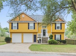 1001 Ash St, Harrisonville, MO 64701