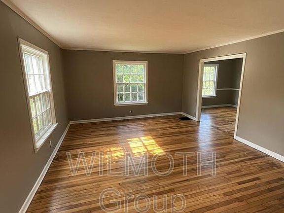 4th image of 6969 N College Ave