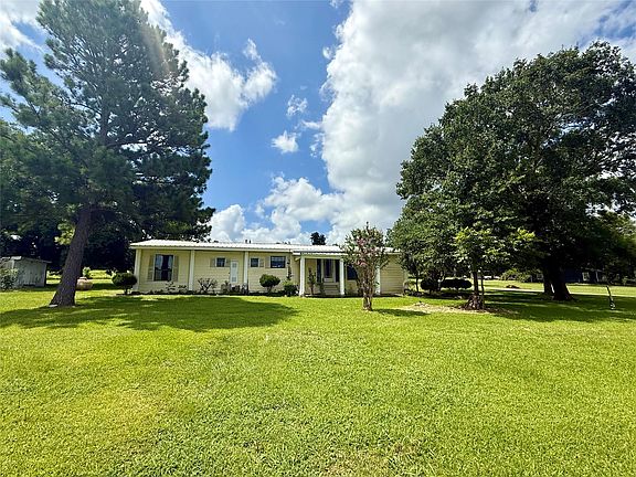 3rd image of 2433 County Road 409