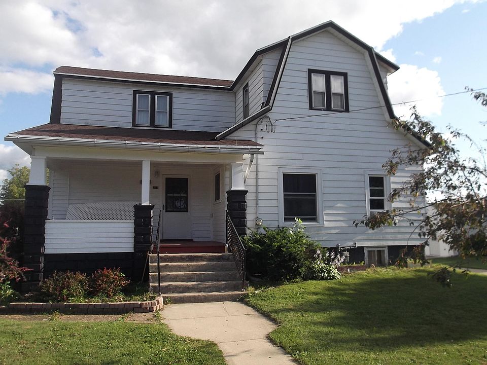 2nd image of 311 Mill St