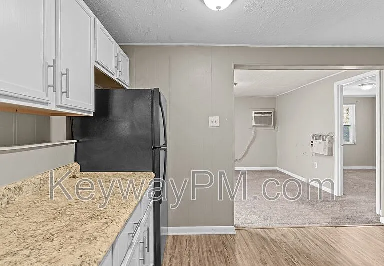 116 Argyle Ave #B — Photo 9