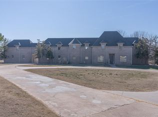 10800 Sorentino Dr, Arcadia, OK 73007