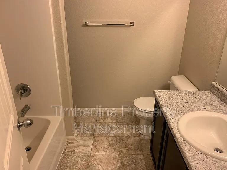 2178 Phillips Aly — Photo 11