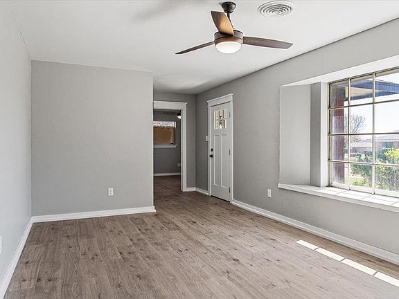 3rd image of 4712 NW 47th Pl