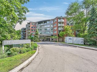 77 Governors Rd #503, Hamilton, ON L9H 7N8