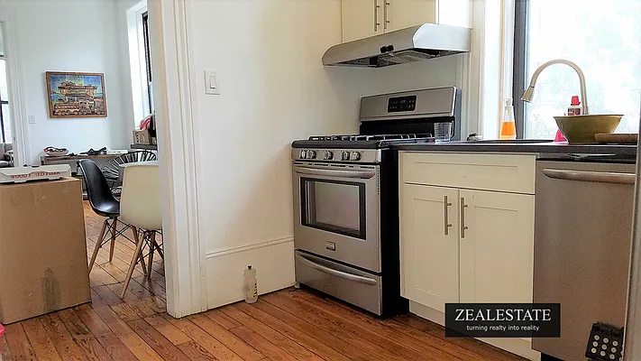 Rented by ZealEstate Group Inc | media 40