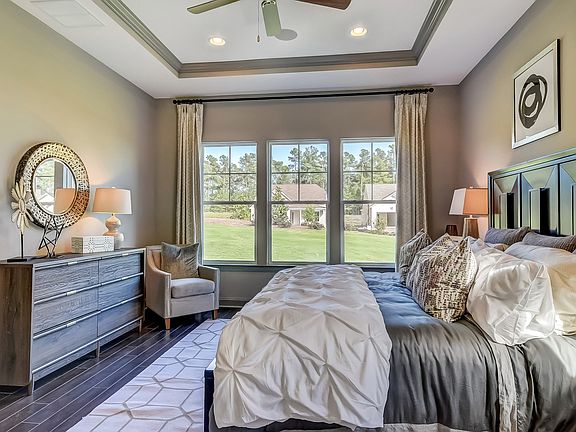 Palatial owner s suite