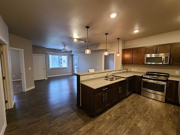 3rd image of 1632 51st St S #208