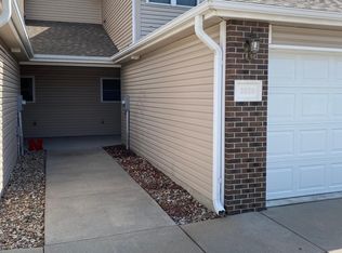 3635 Osullivan Rd, Lincoln, NE 68516