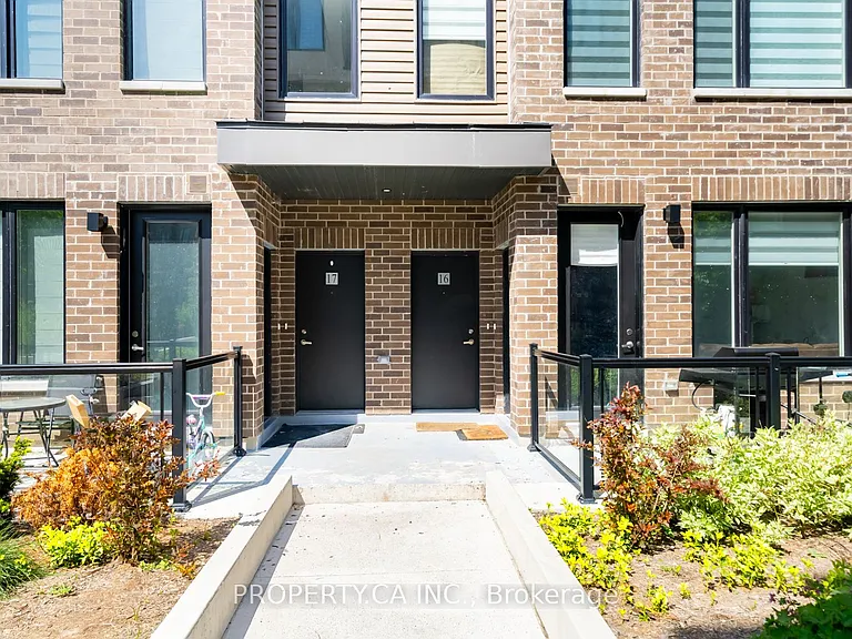 3550 Colonial Dr #16 — Photo 2