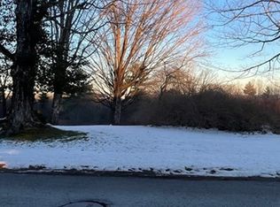 54 Fiske Hill Rd, Sturbridge, MA 01566