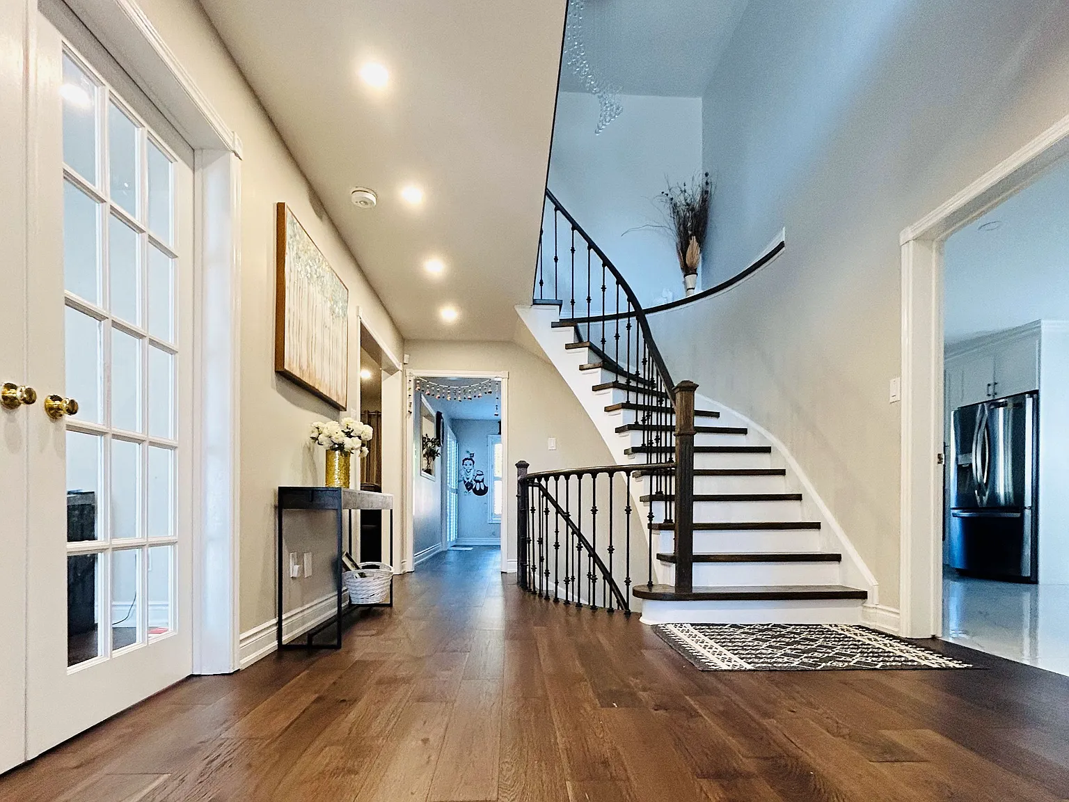 4 bed, $3,950 — Photo 2