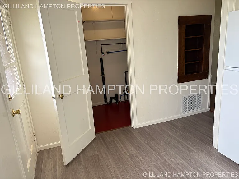 320 NW 15th St #320 — Photo 8