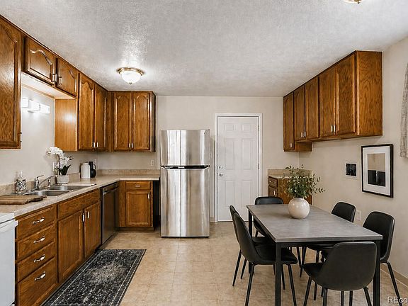 4th image of 1600 S Wolcott Court