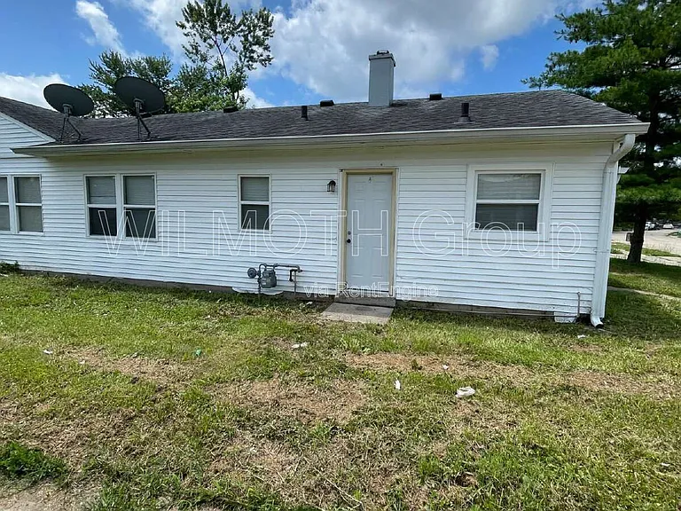 2245 Admiral Dr — Photo 10