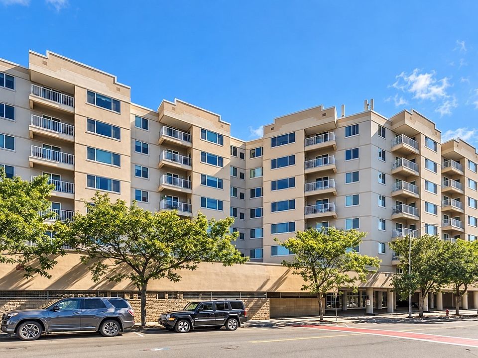 1st image of 30 Chelsea St APT 305