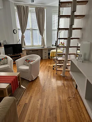 Rented by Sandra Ospina, Licensed Real Estate Broker | media 3