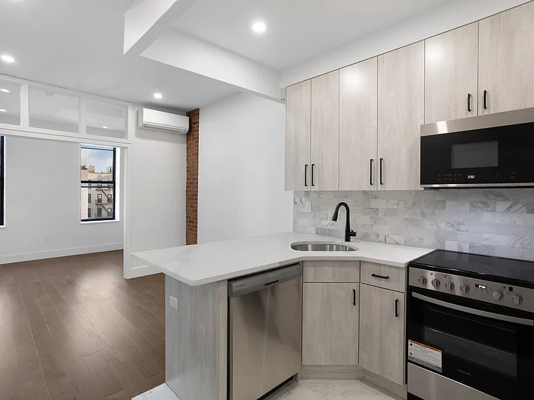 276 5th Ave #PENTHOUSE — Photo 11
