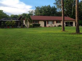 23 Center St, Naples, FL 34108