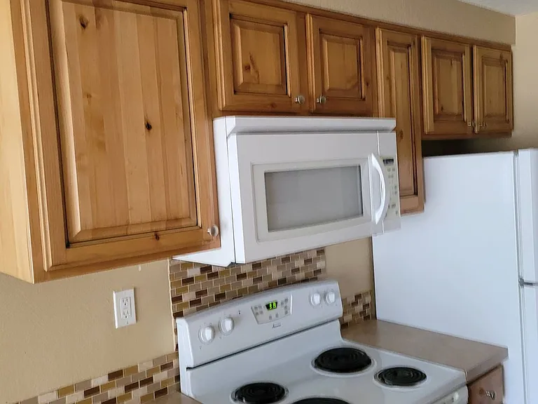 1715 Center Ave #1 — Photo 14