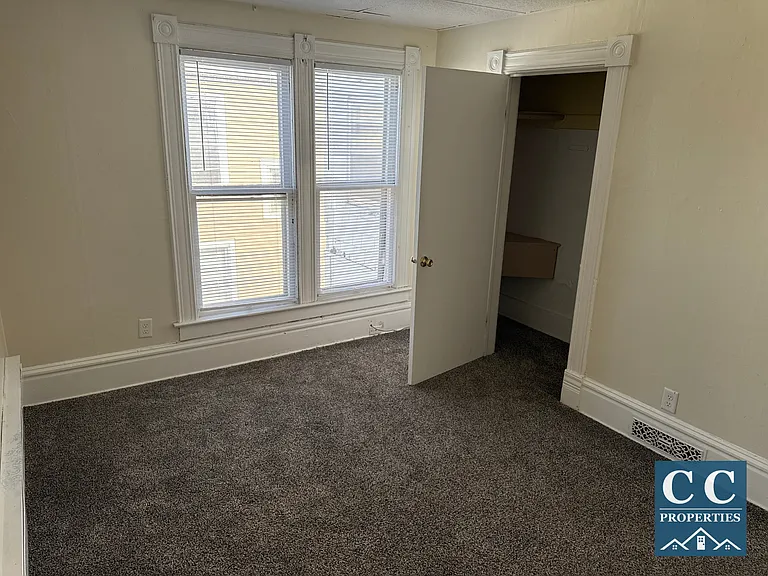 4515 4th Ave #2 — Photo 8