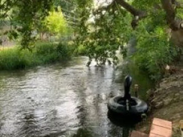 536 W 1st St, Loveland, CO 80537