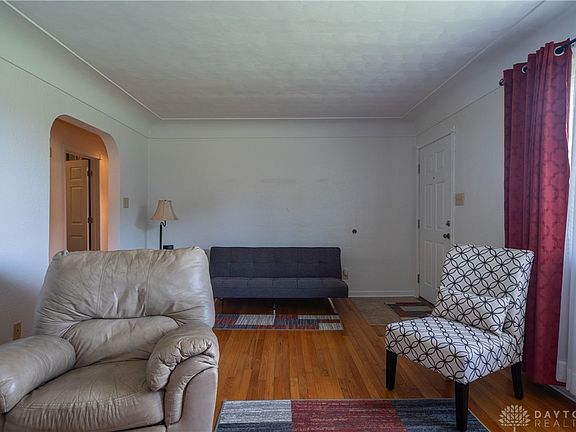 5th image of 3055 Bell Dr