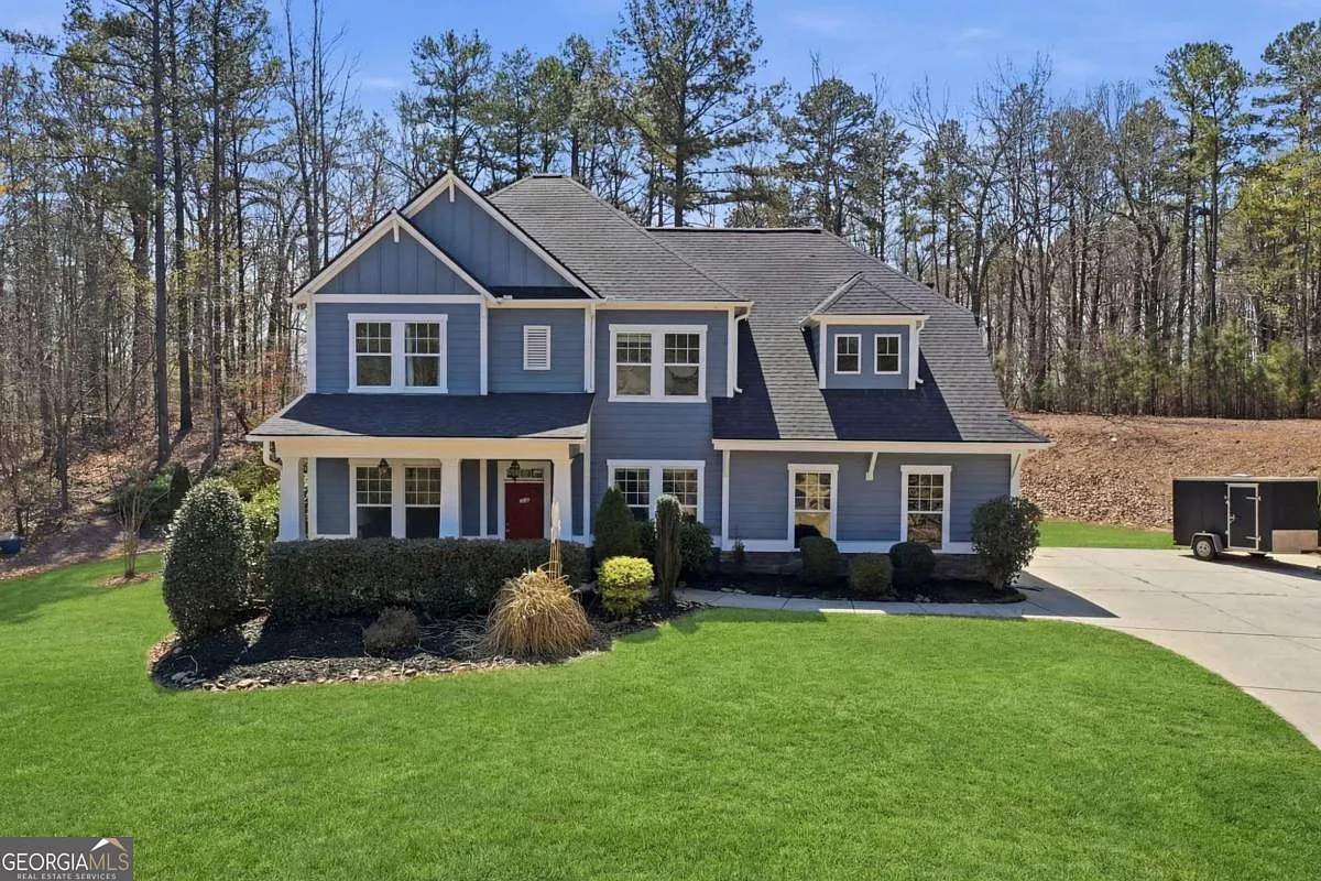 519 Huntington Dr photo 1