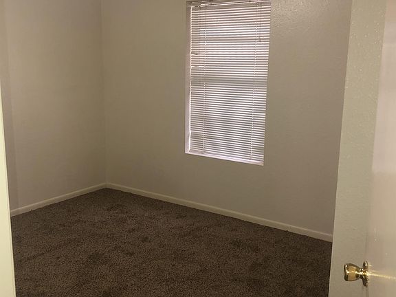 4th image of 190 Bland Dr APT 4