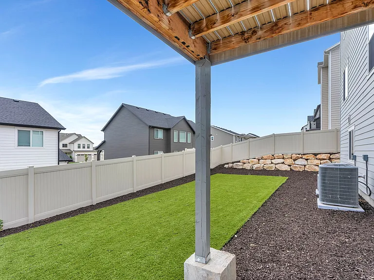 3218 S Hollow Way — Photo 31