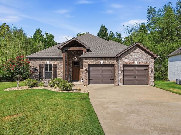 1242 Turnberry Dr