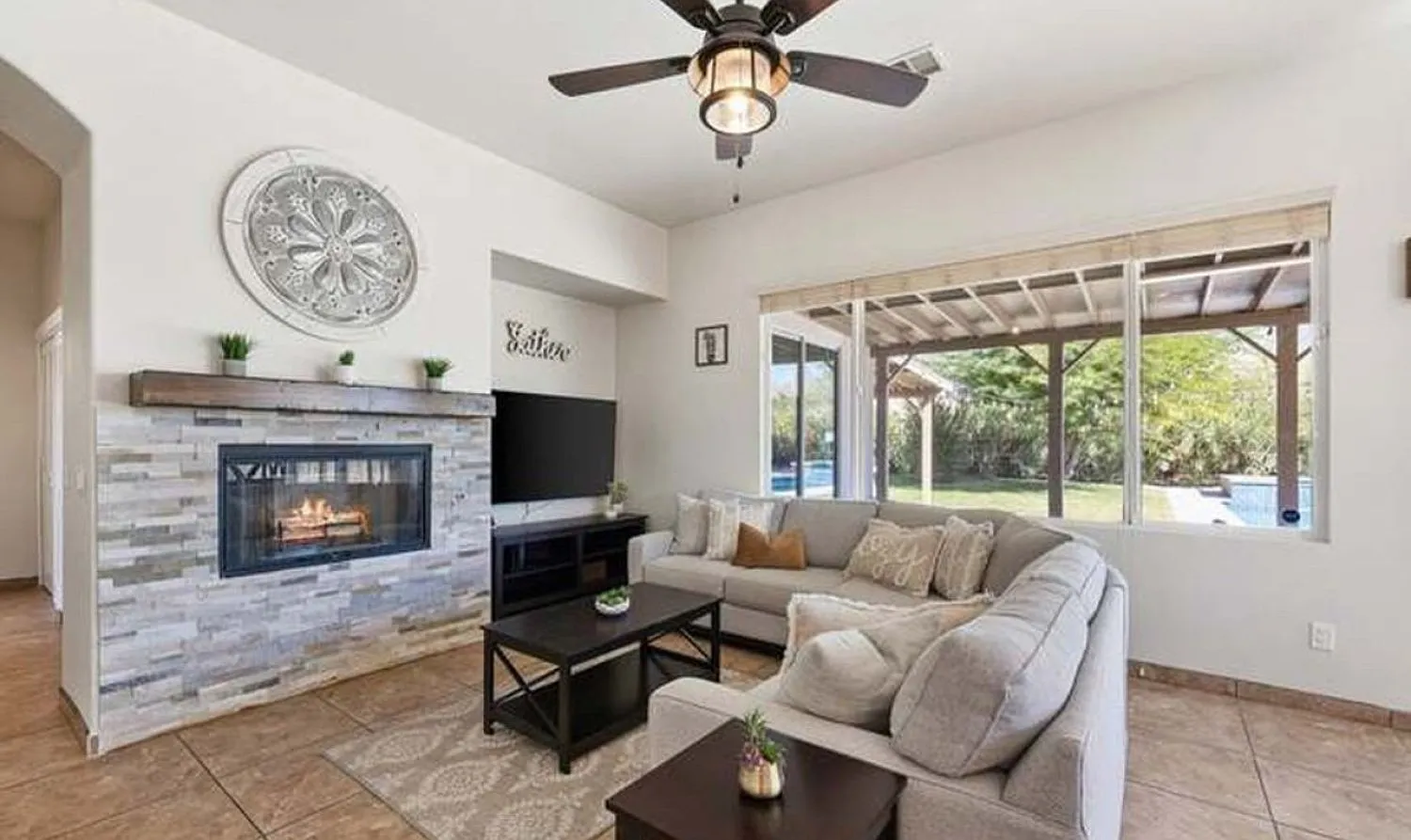 3 bed, 1601 sqft, $3,200 — Photo 2