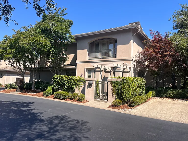 11281 Stanford Court Ln #610 — Photo 8