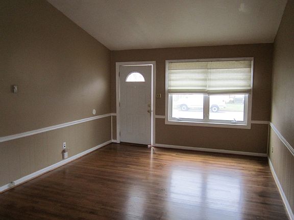 2nd image of 7712 Jarvis Pl