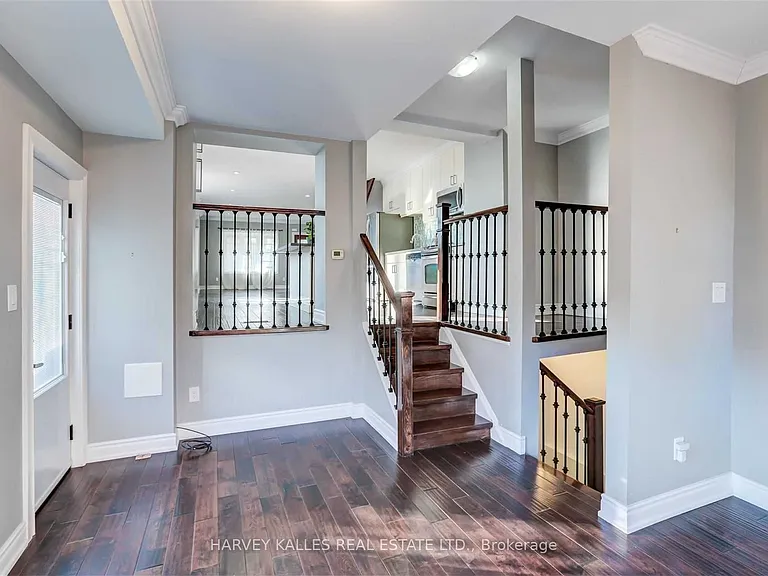 58 Sandford Ave — Photo 14