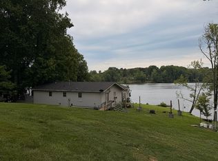 240 Canady Rd, Wellford, SC 29385