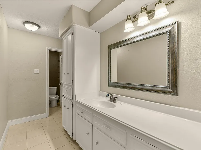 15910 Boatswain Ct — Photo 24