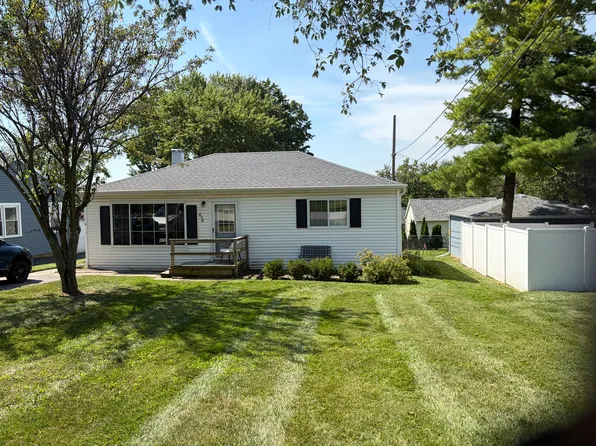 846 3rd Ave, Geneva, IL 60134