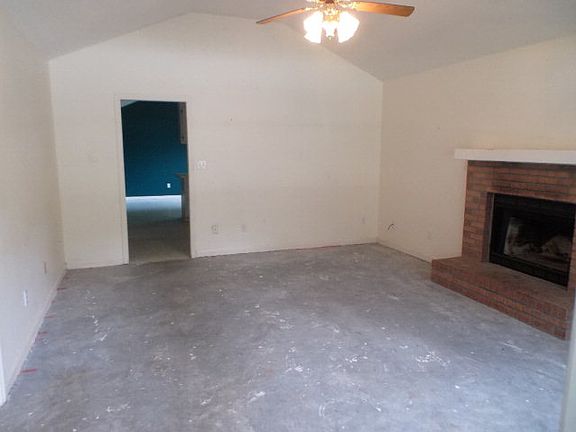 2nd image of 3767 Heatherwoods Dr