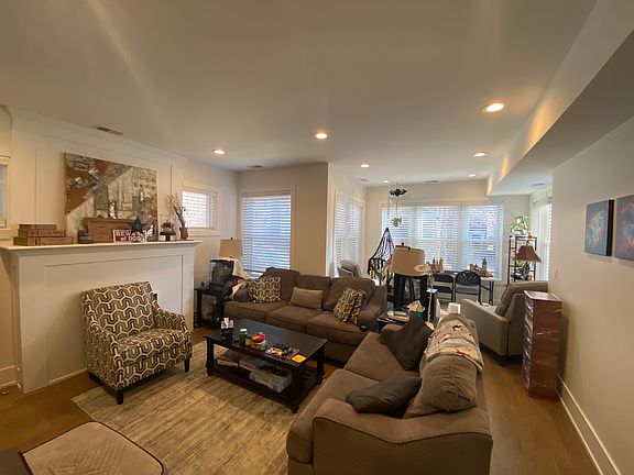 2nd image of 4930 N Washtenaw Ave #2
